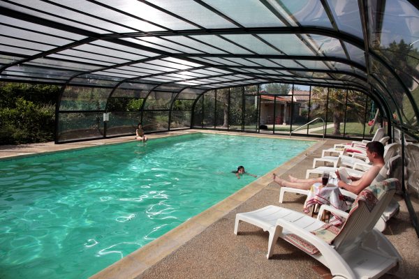 Gites de groupes avec piscine chauffée et couverte proches du puy du fou