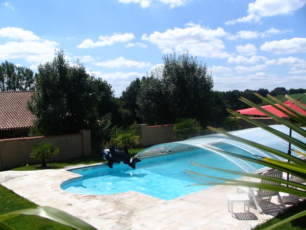 Piscine chauffée couverte